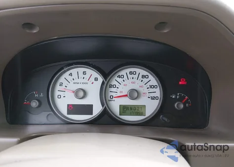 2005 Ford Escape Xlt from USA, damaged, VIN 1FMYU93105DA01113